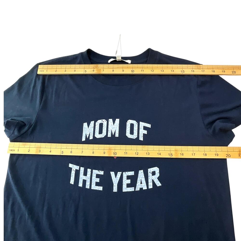 NWT Favorite Daughter Mom Of The Year Tee Shirt Womens Medium Navy Heart Top - Picture 8 of 11